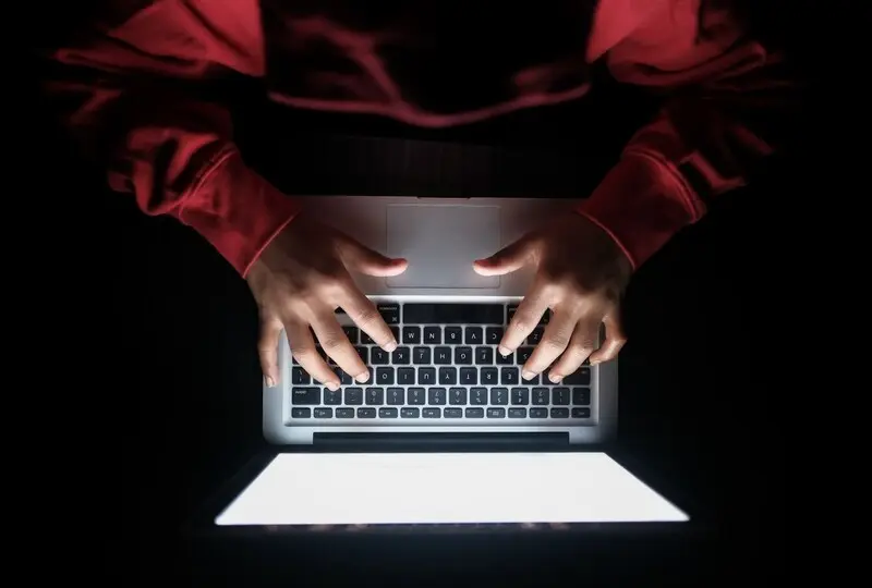 l-ilustrasi-cybersecurity-ai